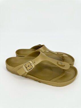 Birkenstock Gizeh EVA sandals in Glamour Gold